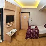 Asya Hotel 3*