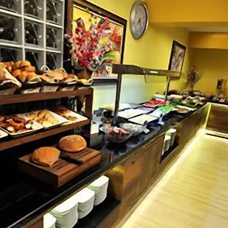 Hotel Asya 3*