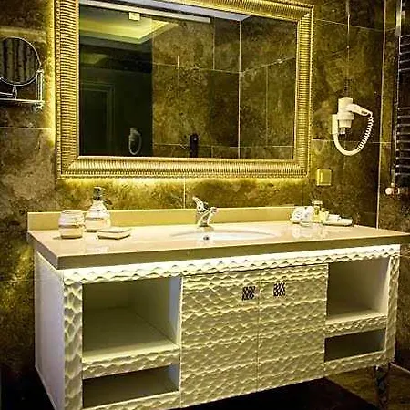 Hotel Asya 3*